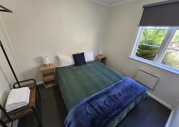 Lknz Lodge & Cafe